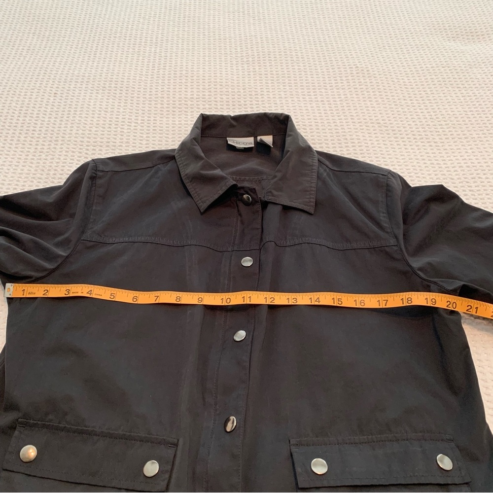 Chico’s Black Windbreaker Jacket with Hood * Large / 12 - Picture 10 of 16